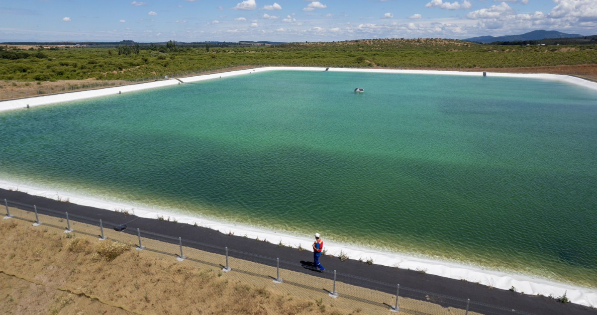 Inauguran tranque de 40 millones de litros que abastecerá con agua potable a 3 mil vecinos de Ninhue
