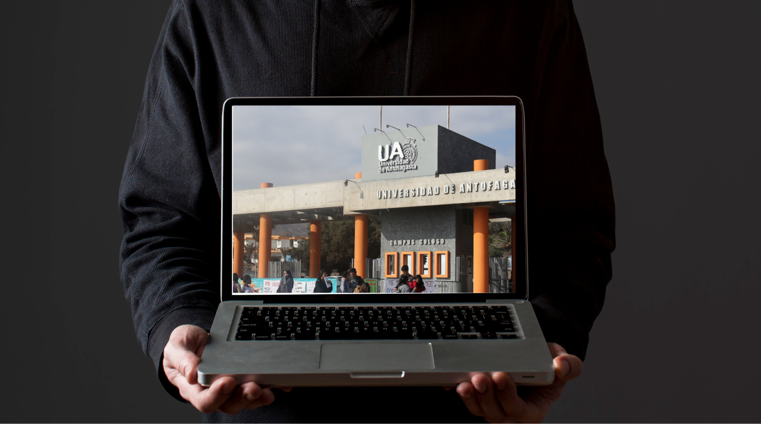 Fiscalía investiga correos por amenaza de atentado que obligó a evacuar la Universidad de Antofagasta