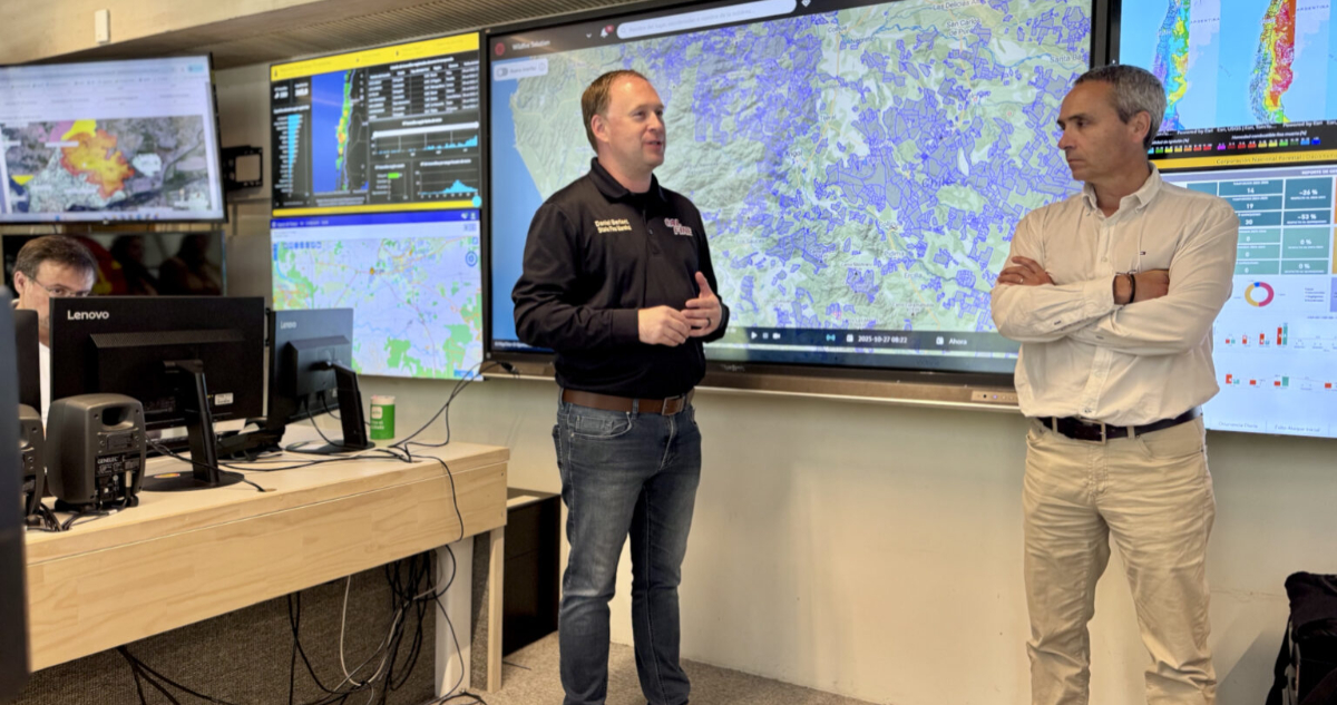 En temporada de calor: acuerdo entre Chile y EE.UU. busca prevenir y manejar incendios forestales