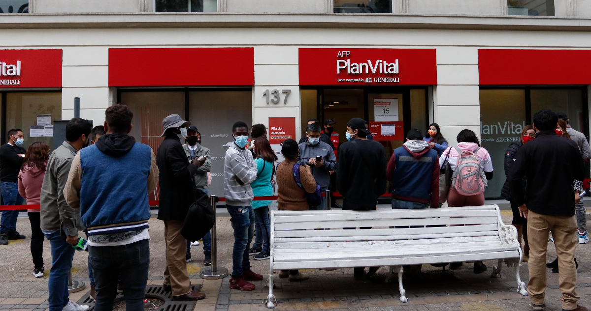 Billetera fiscal desembolsó US$570 millones en bono para quienes quedaron con $0 tras retiros de AFP