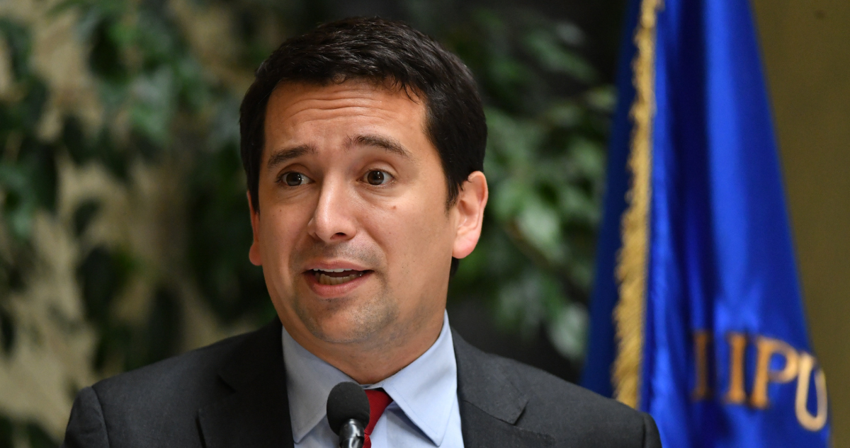 Araya (Rep) asegura que nunca recibió "un peso" de Yáber y niega gestiones a favor de Ulloa