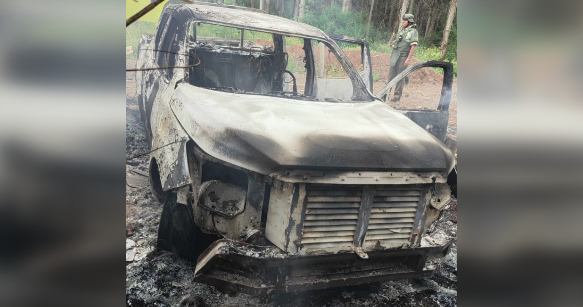 Trabajadores fueron amenazados: una camioneta destruida en ataque incendiario en predio en Collipulli