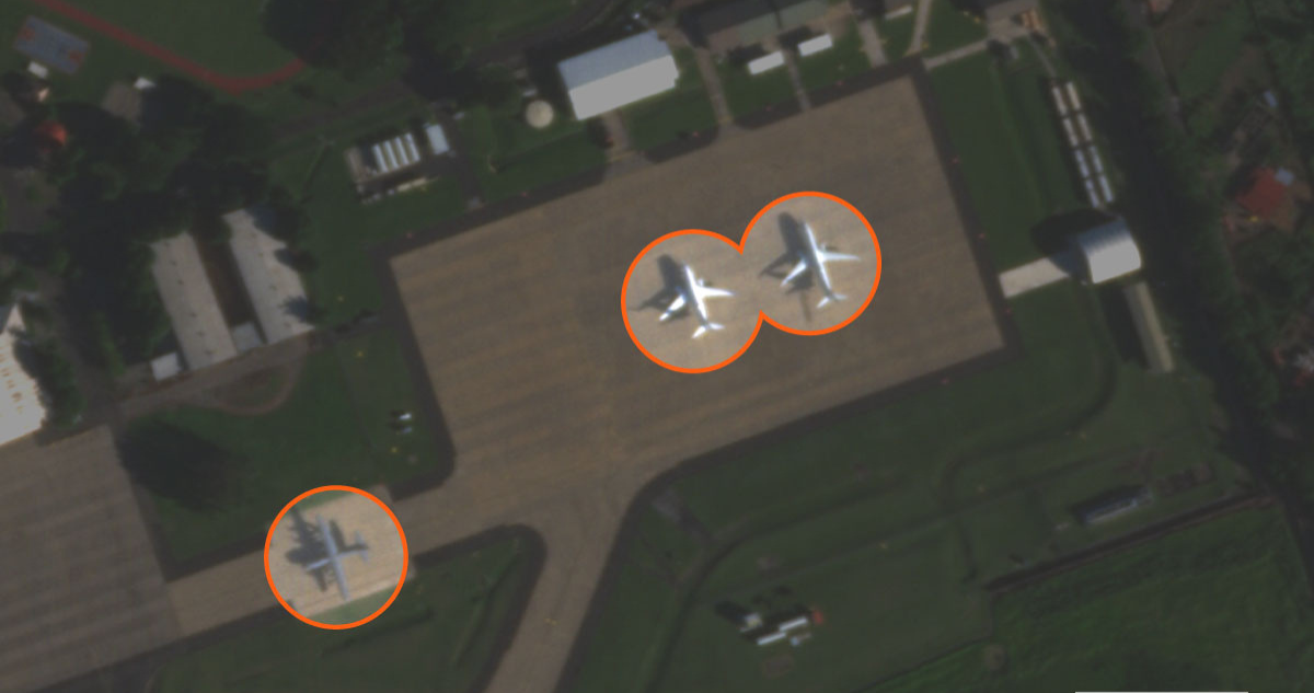 Aviones en El Salvador