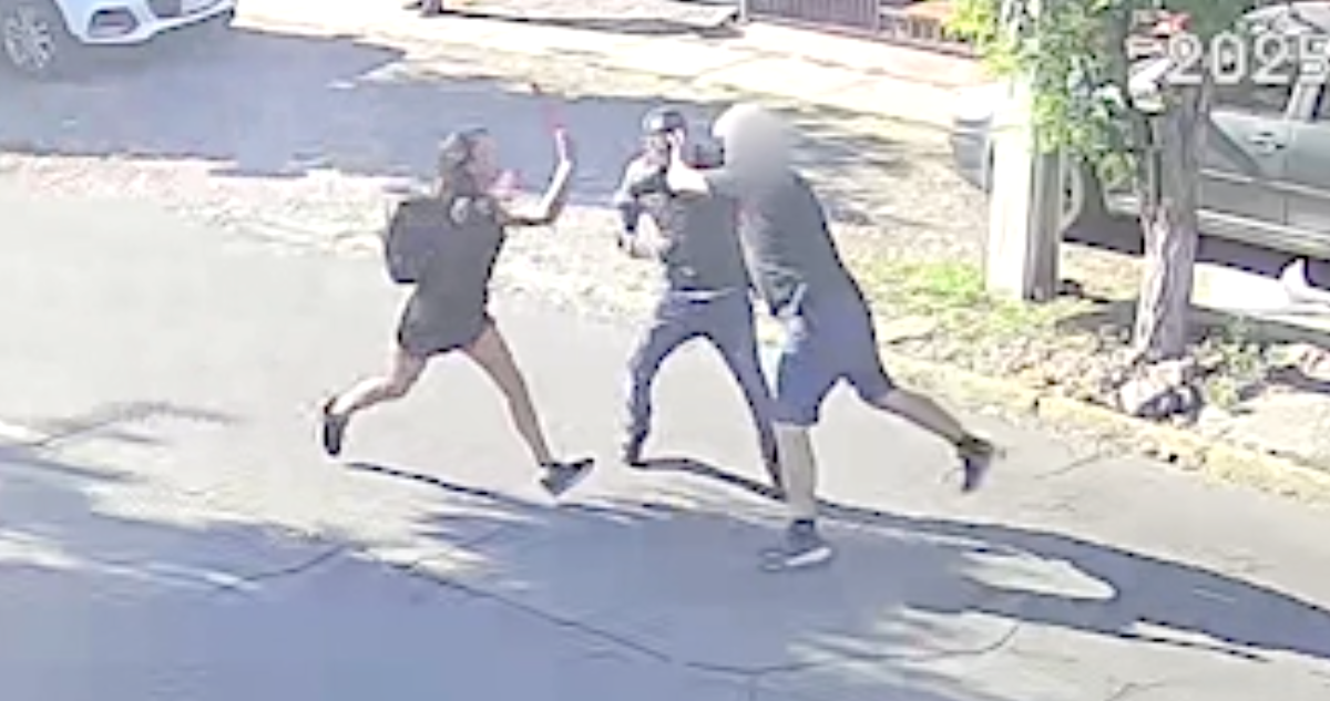 VIDEO | Dos comerciantes baleados en intento de robo de furgón en feria de El Bosque