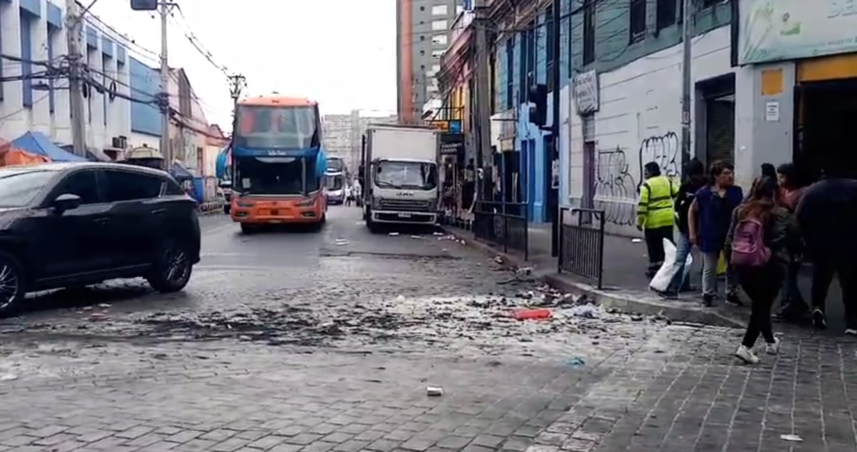Tres inspectores heridos dejan nuevos incidentes en el Barrio Meiggs: dos de ellos tienen quemaduras