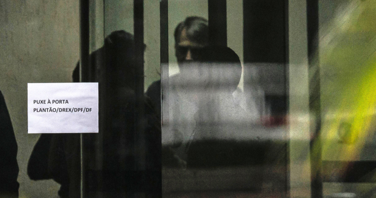 Jair Bolsonaro tras ser detenido este sábado por manipular su tobillera electrónica.