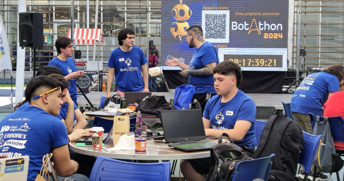 Botathon 2025 reunirá a más de cien estudiantes de Duoc UC para crear soluciones que apoyen a Teletón
