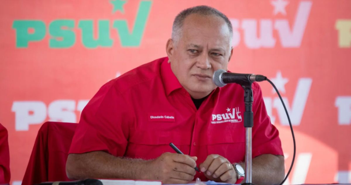 Diosdado Cabello asegura que es una "mentira" que Maduro planteara a EEUU su renuncia en dos años