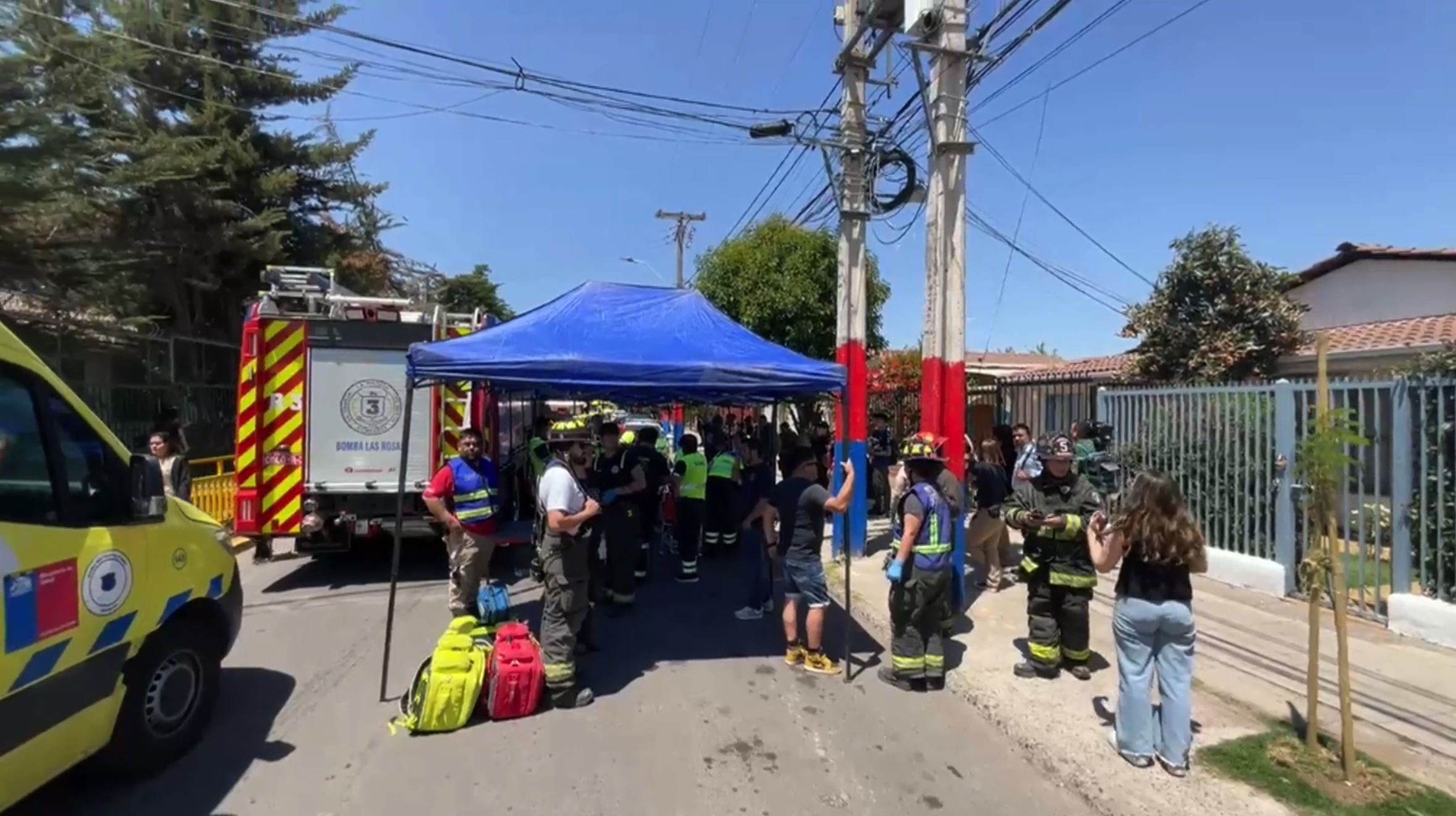 Dos mil escolares evacuados por presunta emanación de gas en dos colegios de La Granja