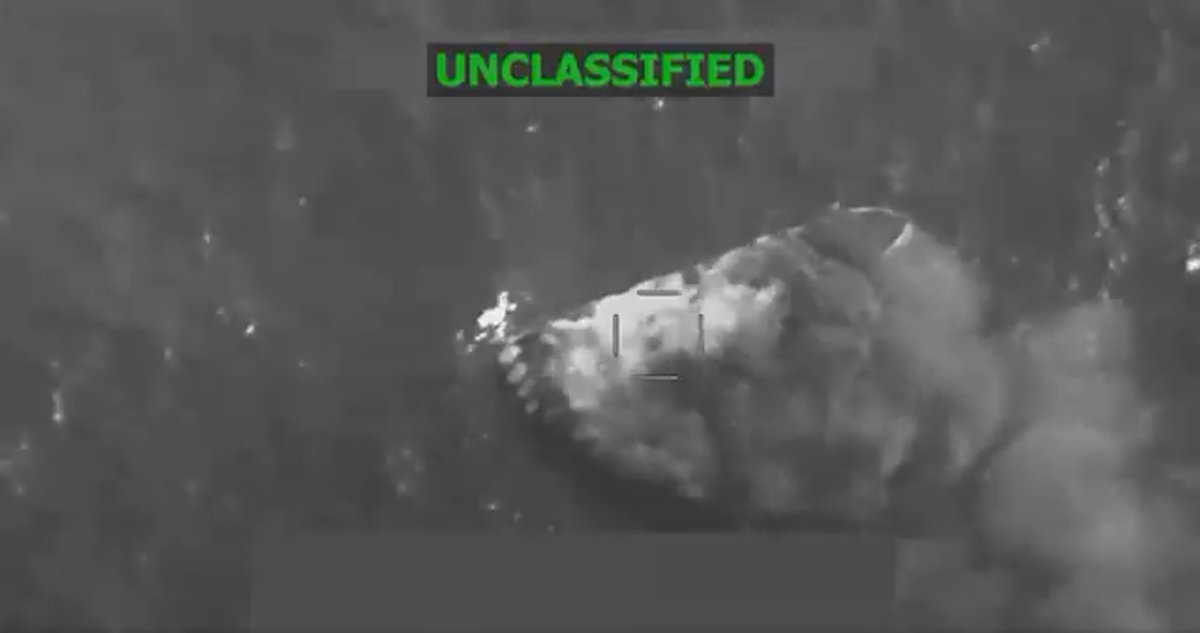 VIDEO | EEUU ejecuta otro ataque contra lancha cerca de Colombia y mata a 2 presuntos narcotraficantes