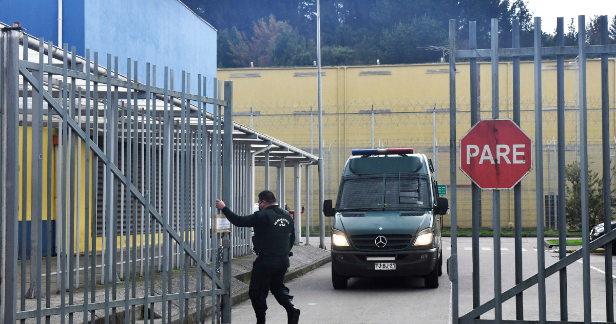 Gobierno evalúa decretar funeral de riesgo proceso fúnebre de interno asesinado en cárcel de Valdivia