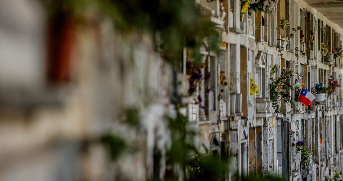 Carahue: Familia acusa reventa de tumbas tras encontrar a otra persona enterrada en sepultura familiar