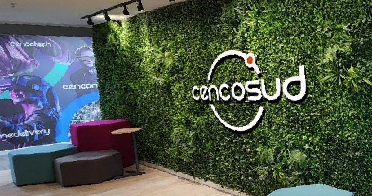 Tras salida de puja por Carrefour: Reportan que Cencosud negociaría compra de supermercado en Brasil