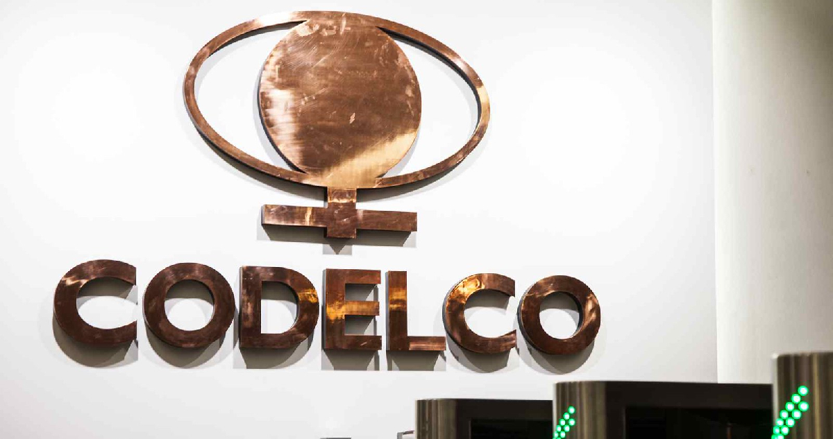 Fitch prevé que Codelco aumentará su deuda para intentar recuperarse de fuerte caída en la producción