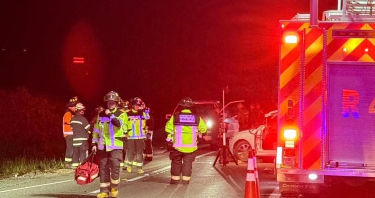 Una persona muerta deja colisión entre camión y automóvil en Casablanca