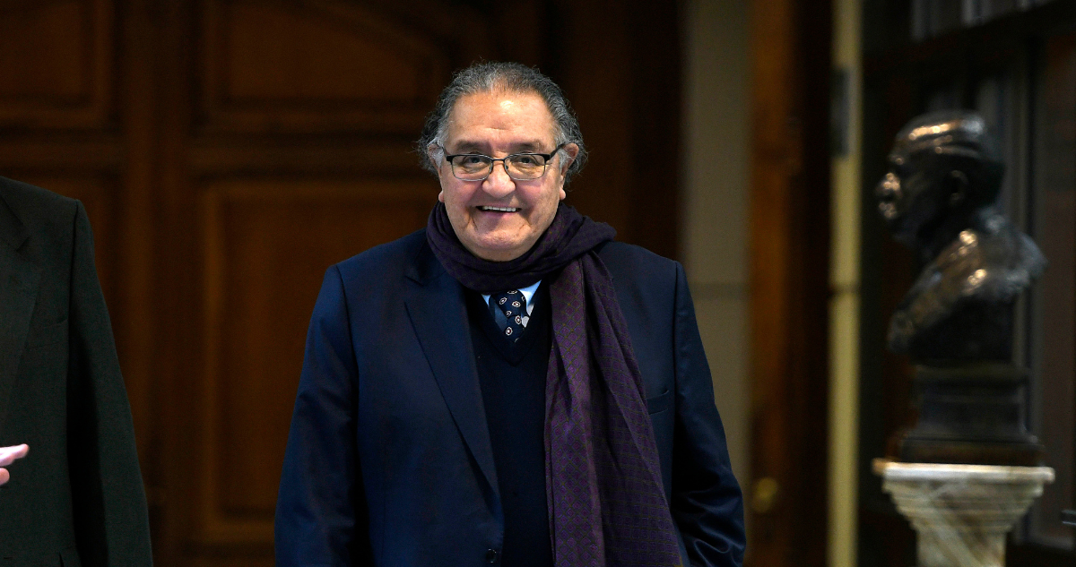 Parlamentarios piden a senador Huenchumilla transparentar a quién visito en CET de Victoria