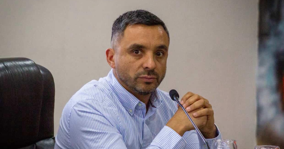 Concejal de Hualqui sorprendido conduciendo sin licencia ni documentación de auto