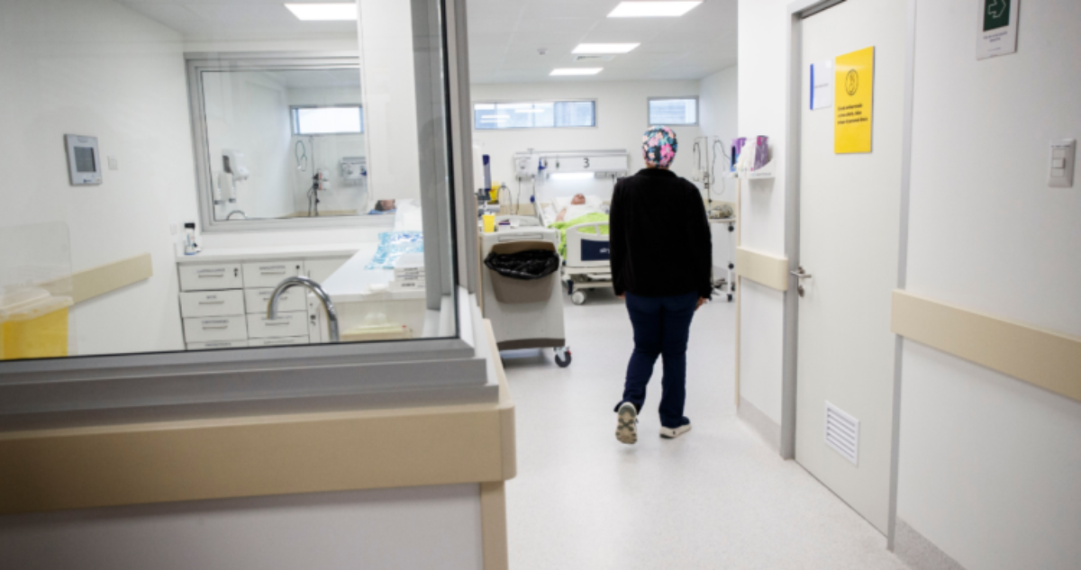 Foto de contexto de sala de hospital