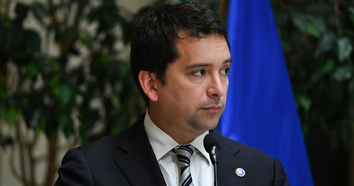 Squella confirma salida de Araya de la bancada republicana tras ser vinculado con trama Bielorrusa