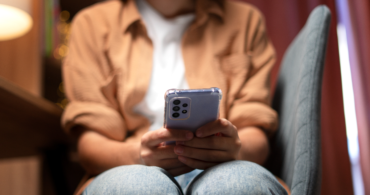 El derecho a no saber: ayuno epistémico en tiempos de saturación algorítmica