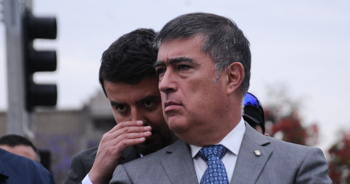 Alcalde Desbordes desdramatiza polémico apoyo a candidato republicano Álvaro Carter