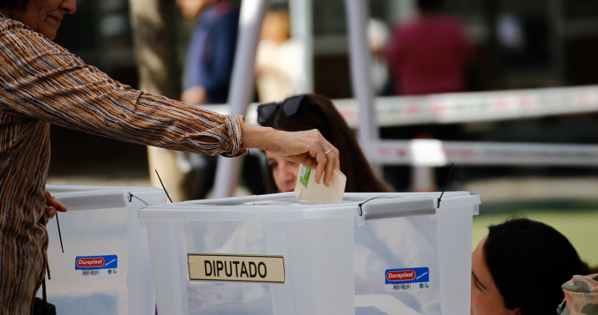 13 diputados y dos senadores: los congresistas elegidos por "arrastre" gracias al sistema D’Hondt