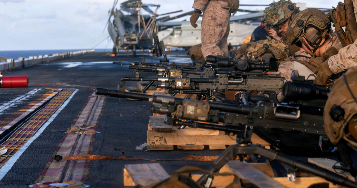 EEUU prepara órdenes de ataque contra Venezuela y Trump delibera opciones, según Washington Post