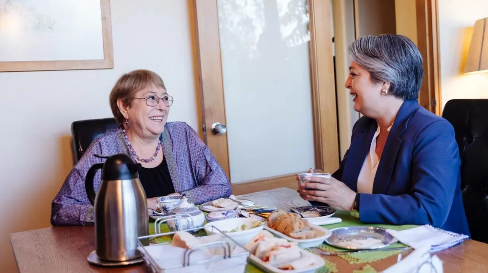 “Es inviable”: oposición cuestiona cita Bachelet-Jara y advierte riesgo para su candidatura en la ONU