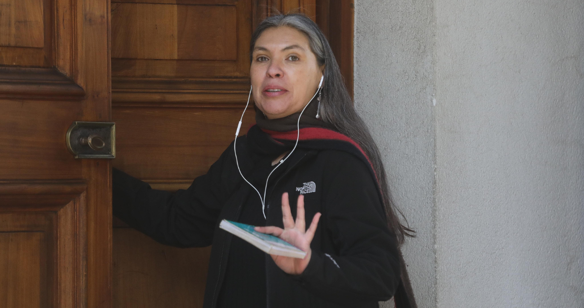 Bárbara Figueroa (PC) evita referirse a posible suspensión de militancia de Jara: "A cada día su afán"