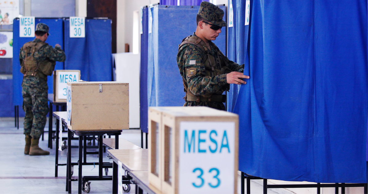 ¿Por qué las FF. AA. resguardan los locales de votación en Chile? Una tradición de más de 80 años
