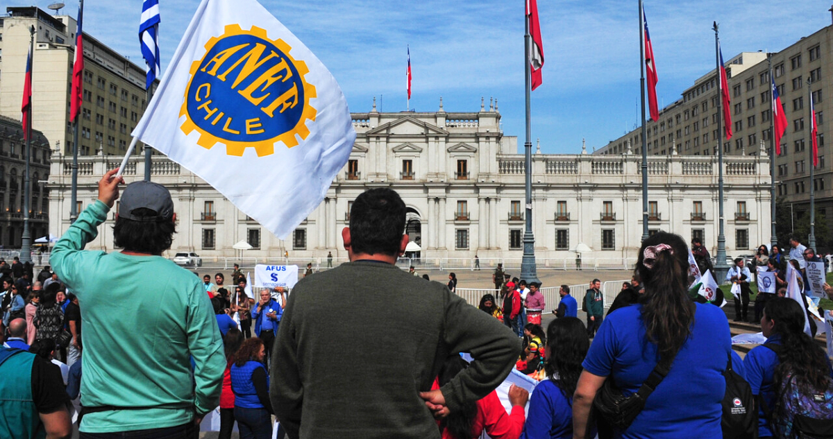 Funcionarios públicos exigirán reajuste del 7% porque no aceptar ahorro fiscal a costa de sus sueldos
