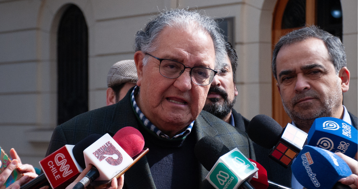 Huenchumilla apunta a Kast por querer "amenazar" a comunidades indígenas: dice que no es la solución