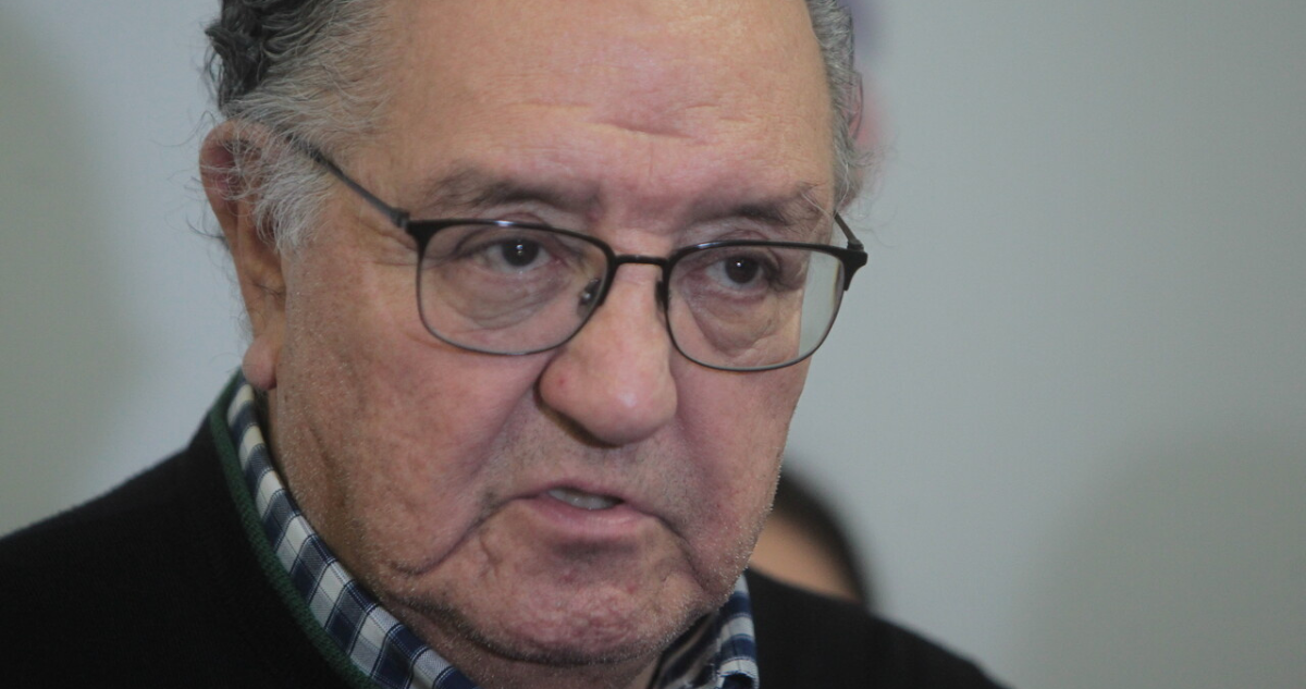 Huenchumilla descarta conflicto de interés por propuesta de tercer casino: hija es gerenta en Dreams