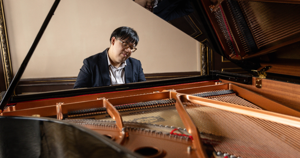 Reconocido pianista chino James Wei debutará en Chile en el cierre de ciclo Claudio Arrau