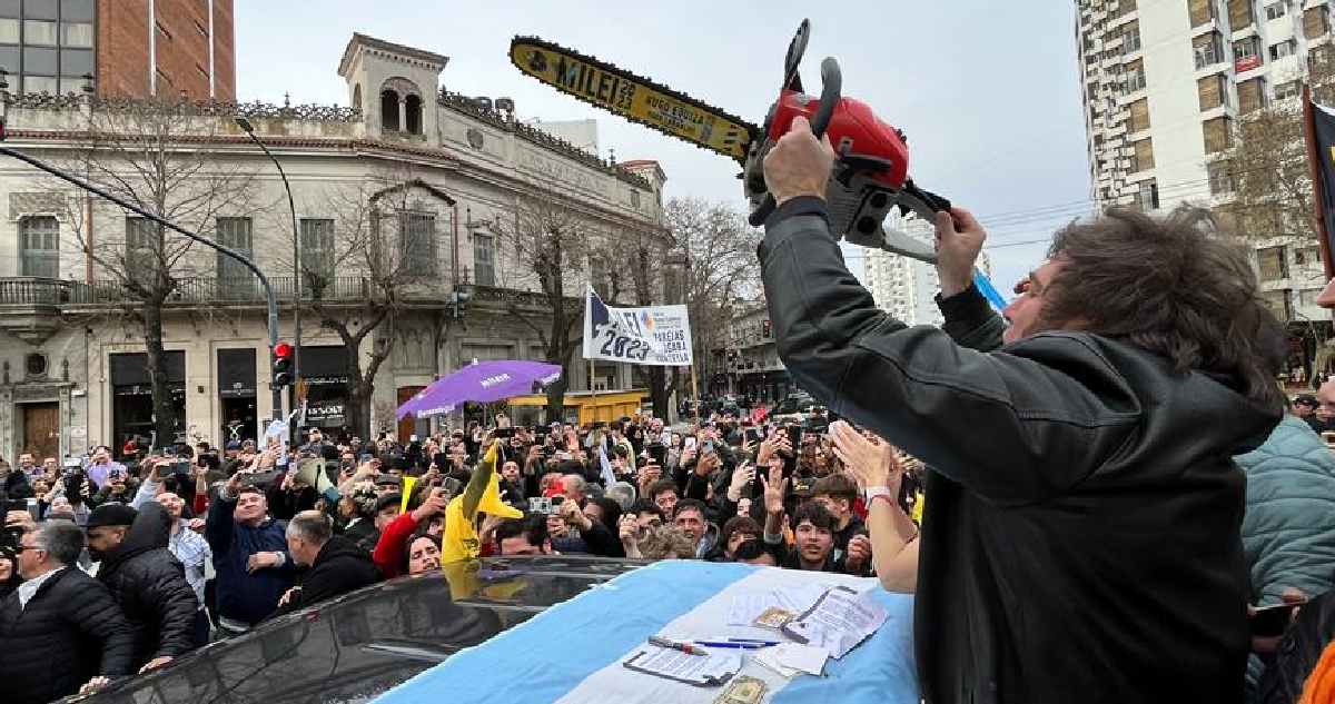 La OCDE advierte que la "liberalización radical" de Milei puede debilitar la industria de Argentina