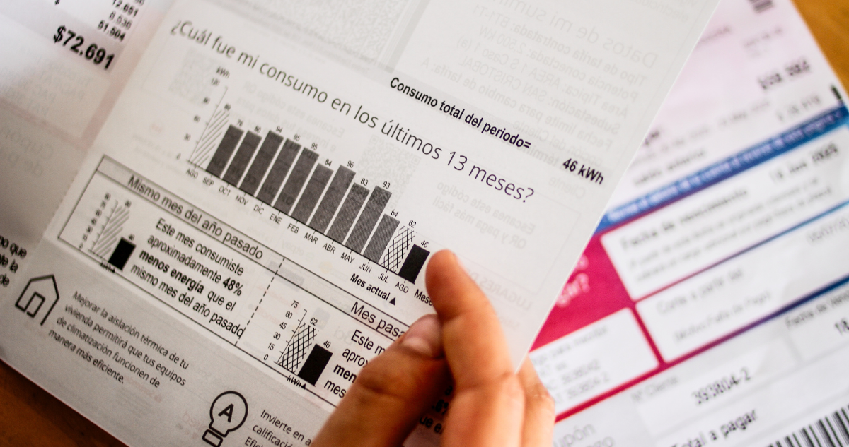 Foto de contexto de cuentas de electricidad