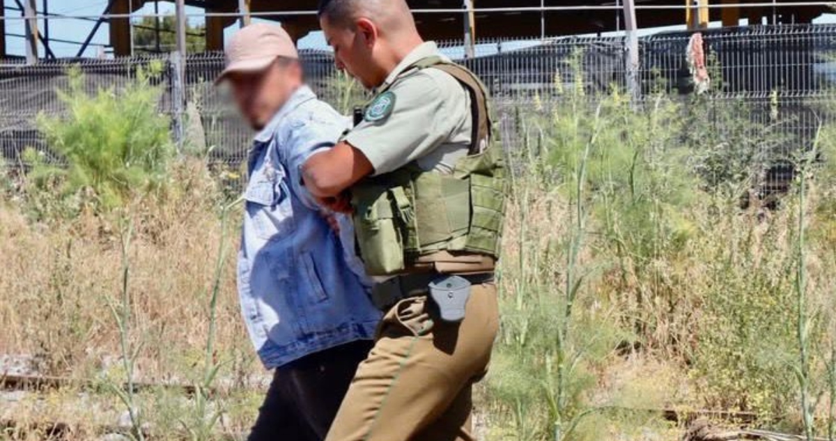 Sujeto detenido por abusar sexualmente de perro en Coronel