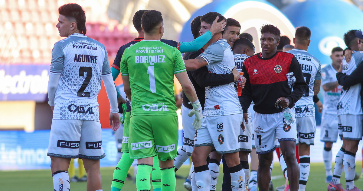 ¿Con el mejor gol del año? Limache derrota a Unión La Calera y asegura permanencia en Liga de Primera