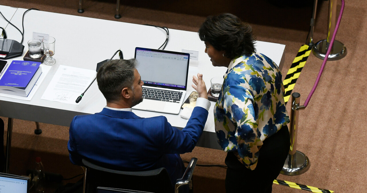 DC arremete contra Manouchehri por “ataques inaceptables” contra Provoste y acusa “provecho electoral”