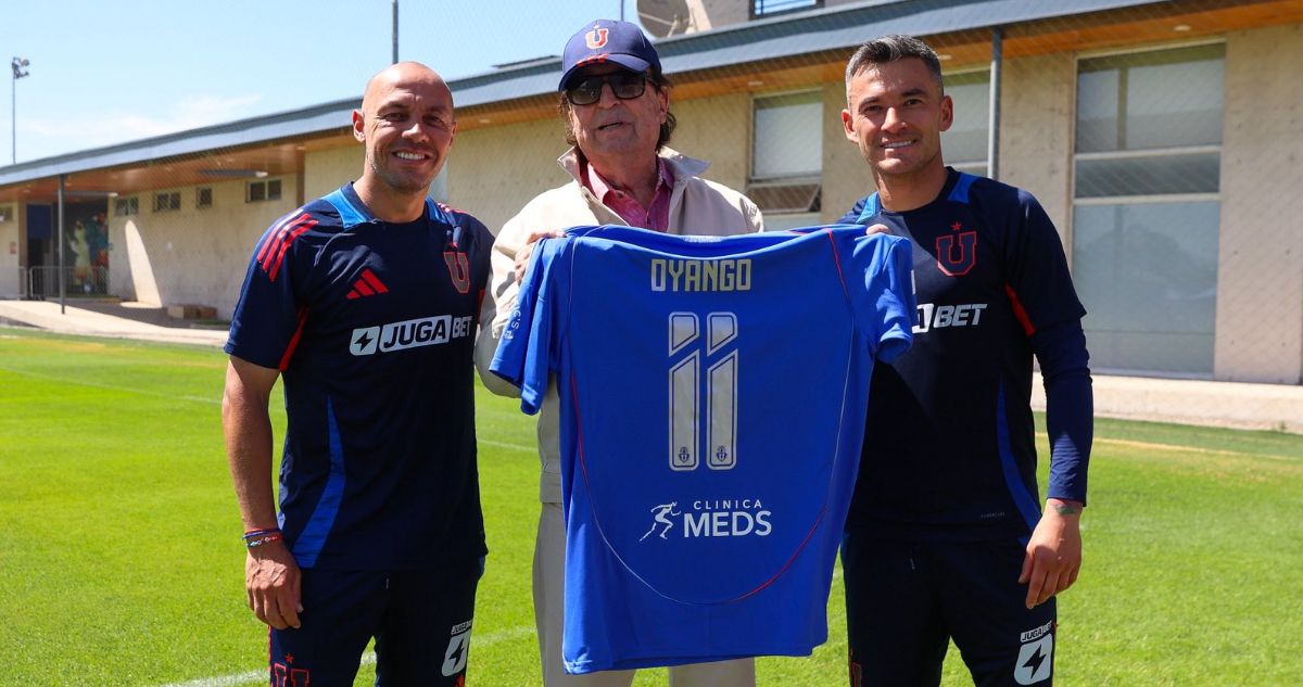 Marcelo Díaz y Charles Aránguiz con Dyango en el CDA