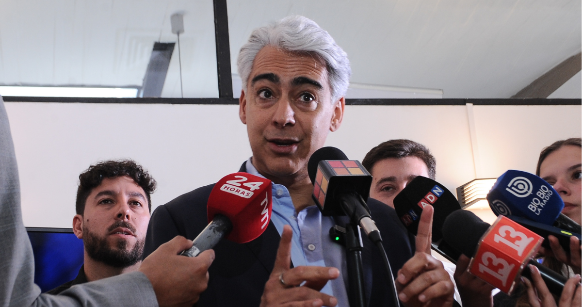 ME-O presenta plan de “Arquitectura Financiera Soberana” y apunta a candidatos que “venden humo”