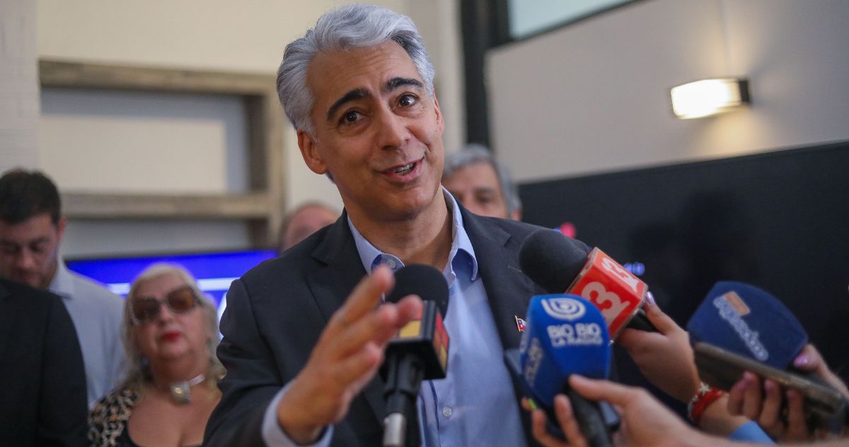 ME-O critica canción urbana de Matthei: “Como director lo encuentro un video muy mal, mal hecho”