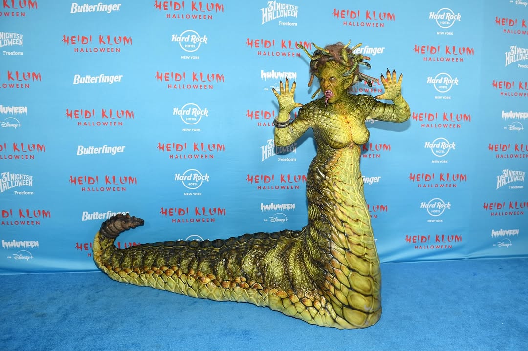 Heidi Klum vuelve a sorprender con disfraz de Medusa