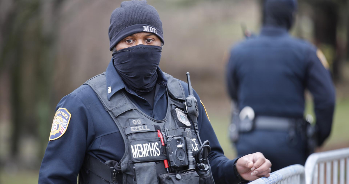 Jueza frena despliegue de la Guardia Nacional en Memphis