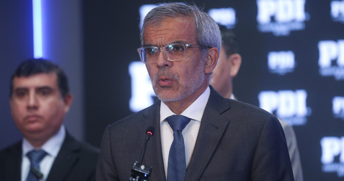 Ministro Luis Cordero anuncia tercer viaje a la macrozona norte para evaluar despliegue fronterizo