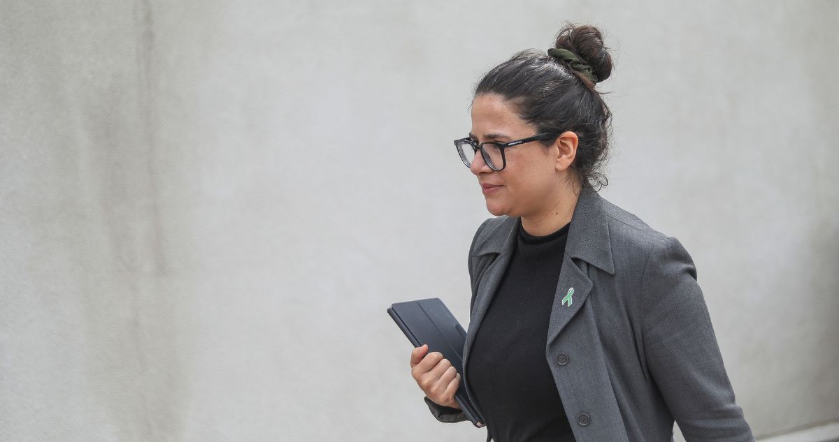 Orellana critica al CNTV por rechazar spot contra violencia de género: “No me ayude tanto, compadre”