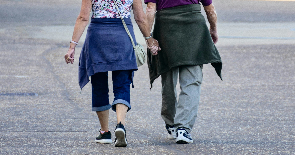 La cantidad de pasos diarios puede ralentizar la progresión del Alzheimer temprano, según un estudio