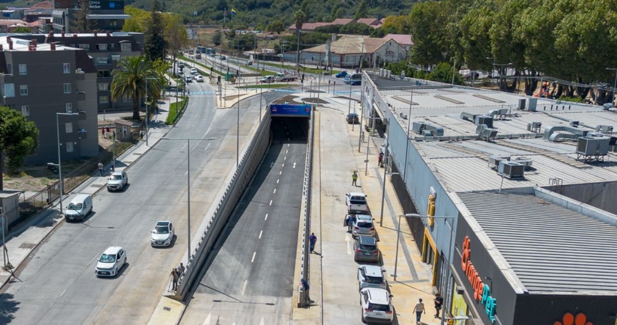Suspenderán tránsito nocturno por paso bajo nivel de avenida Los Carreras