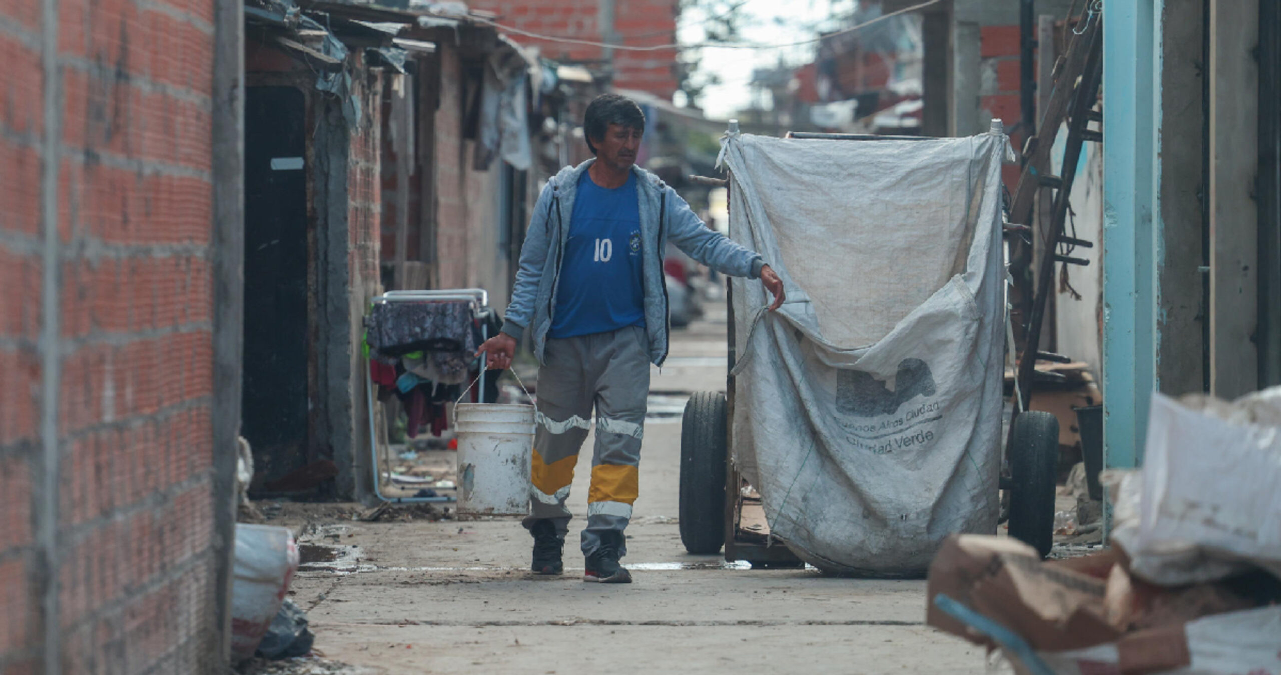 La pobreza en Latinoamérica anotó en 2024 su nivel más bajo desde que hay registros