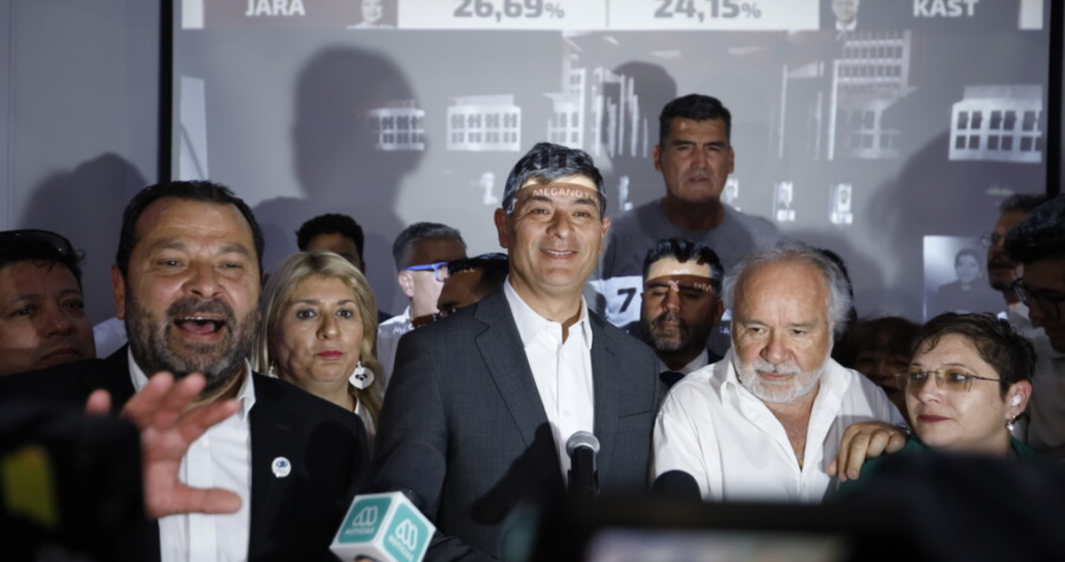 "Qué vergüenza Mayol, la Cadem y Valdivieso": Parisi apunta a "terroristas" de las encuestas